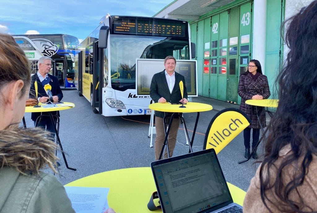 Auftakt für Busverkehr mit Takt-Zeitplan