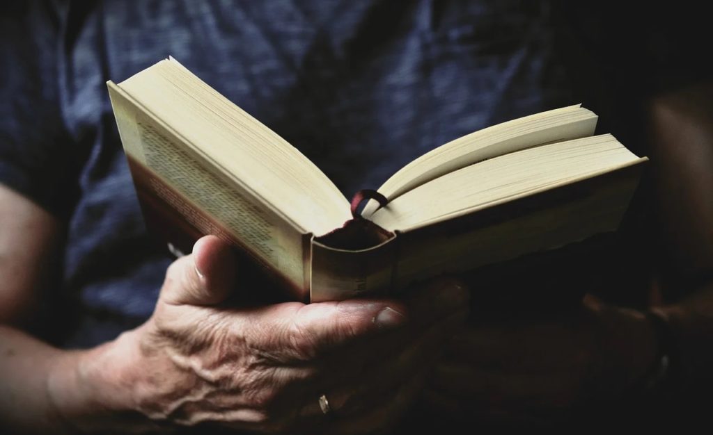 Bücherzustelldienst für Risikogruppen